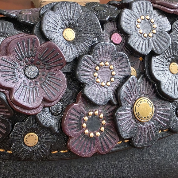 Coach 1941 58181 Tea Rose Clutch Black Leather Wristlet Bag - Picture 2 of 16